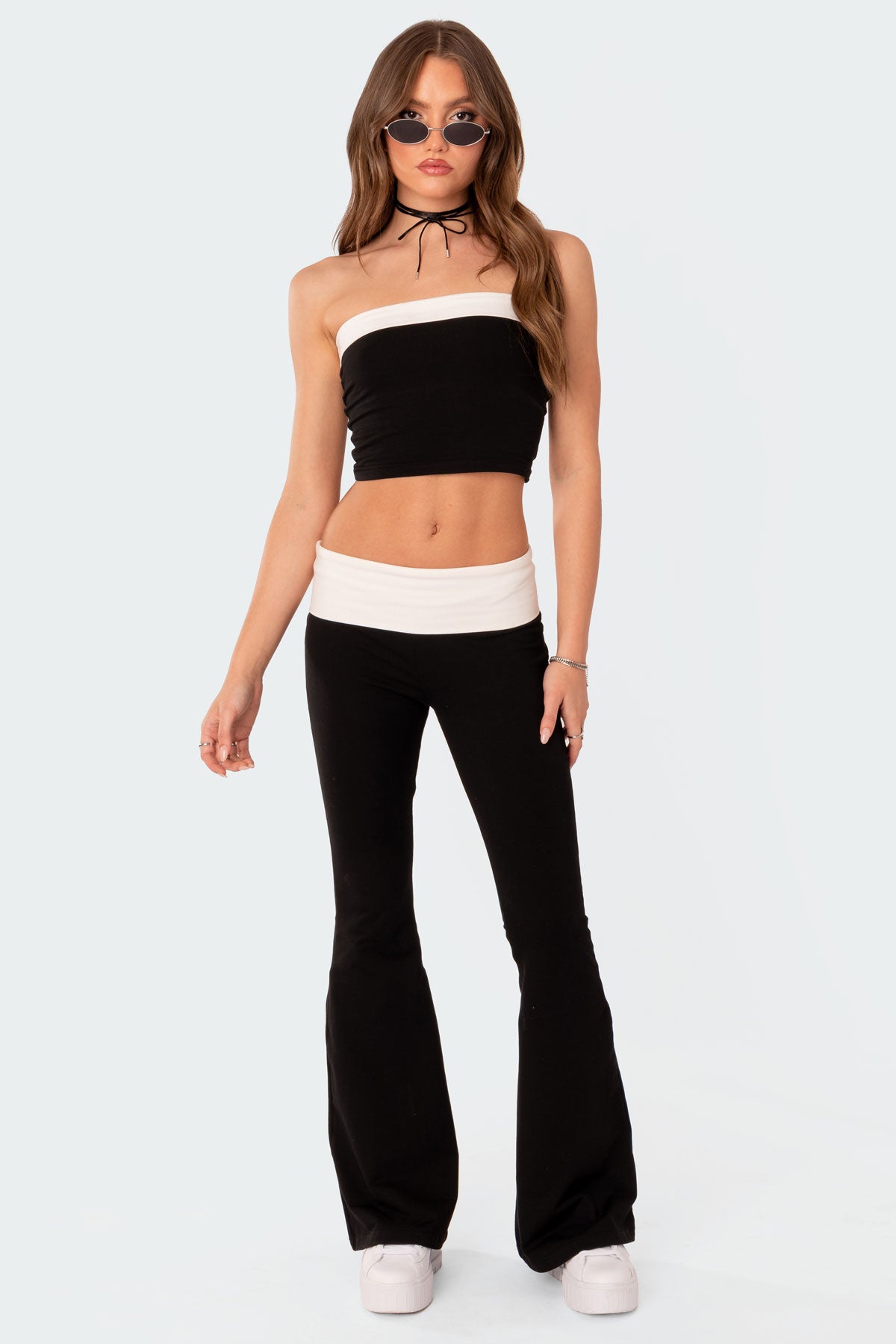 Contrast Fold Over Flared Leggings - Image 4