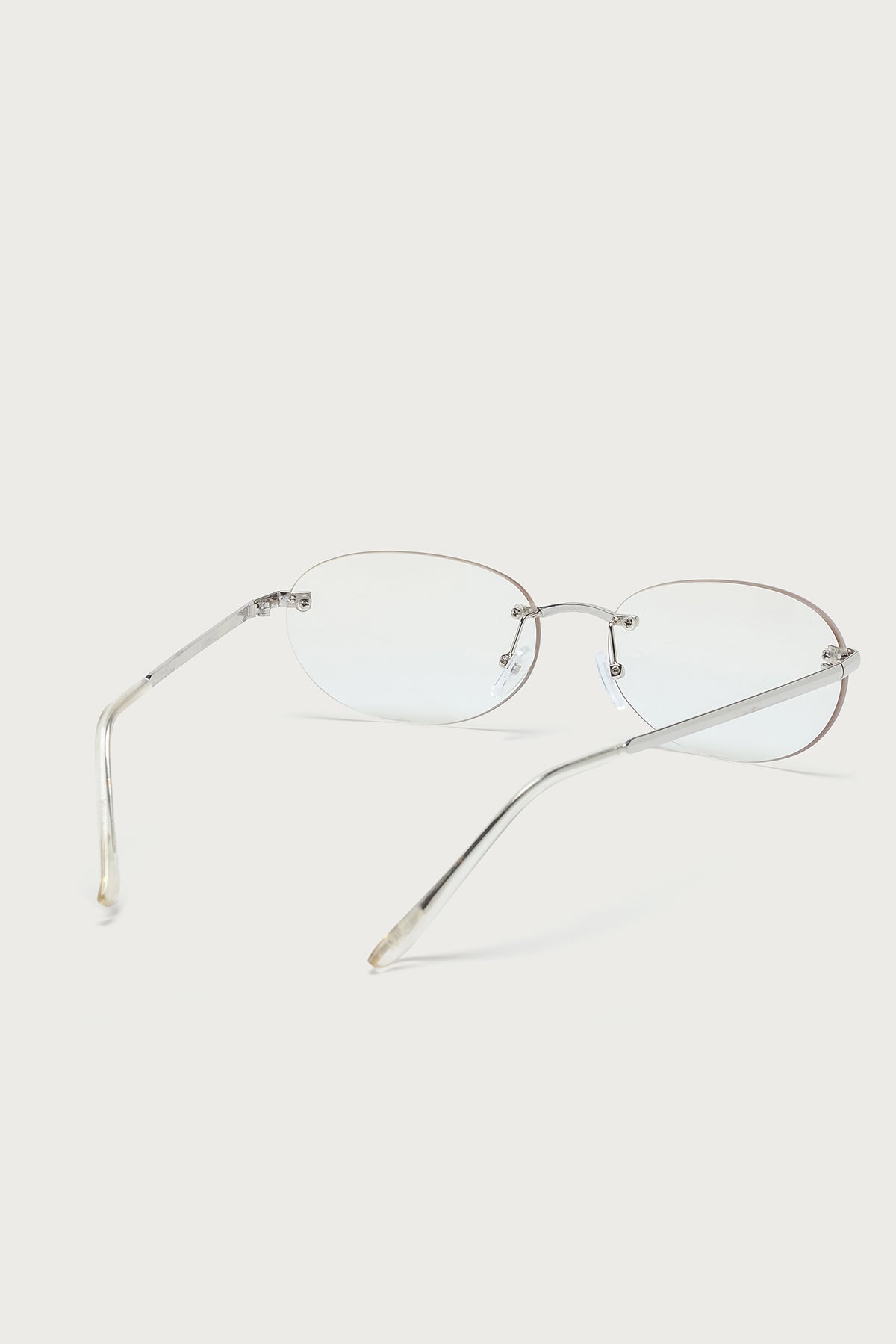 Sol Oval Sunglasses - Image 4