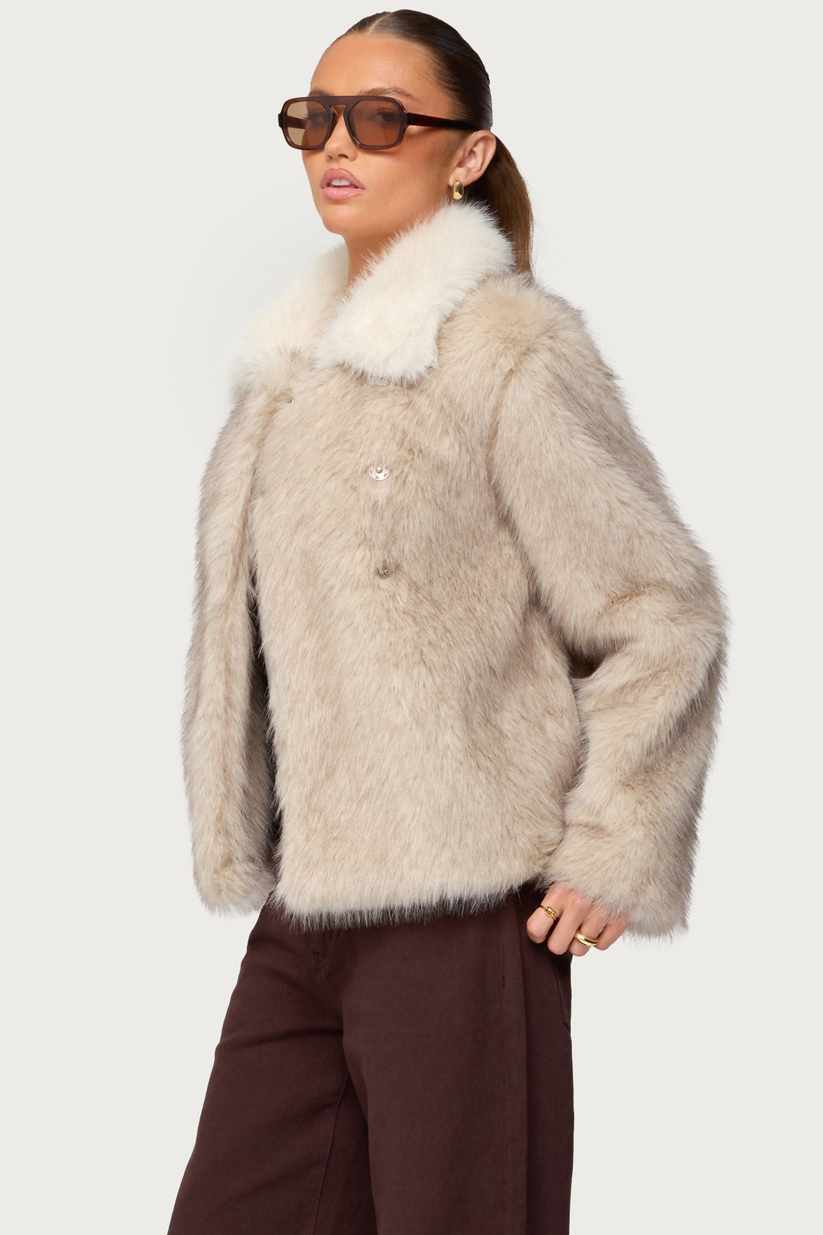 Contrast Collar Faux Fur Jacket - Image 4