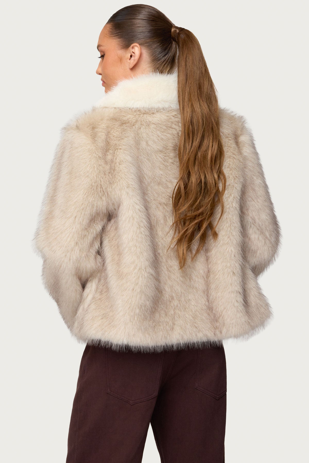 Contrast Collar Faux Fur Jacket - Image 5