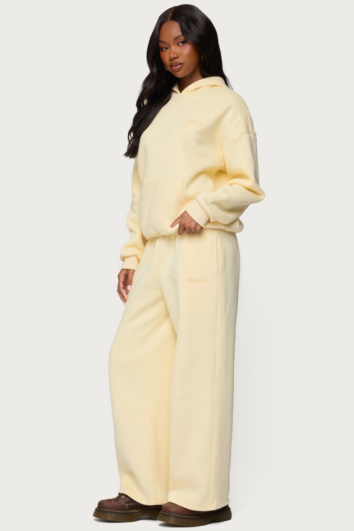 Basic Girl Oversized Edikted Hoodie - Image 6