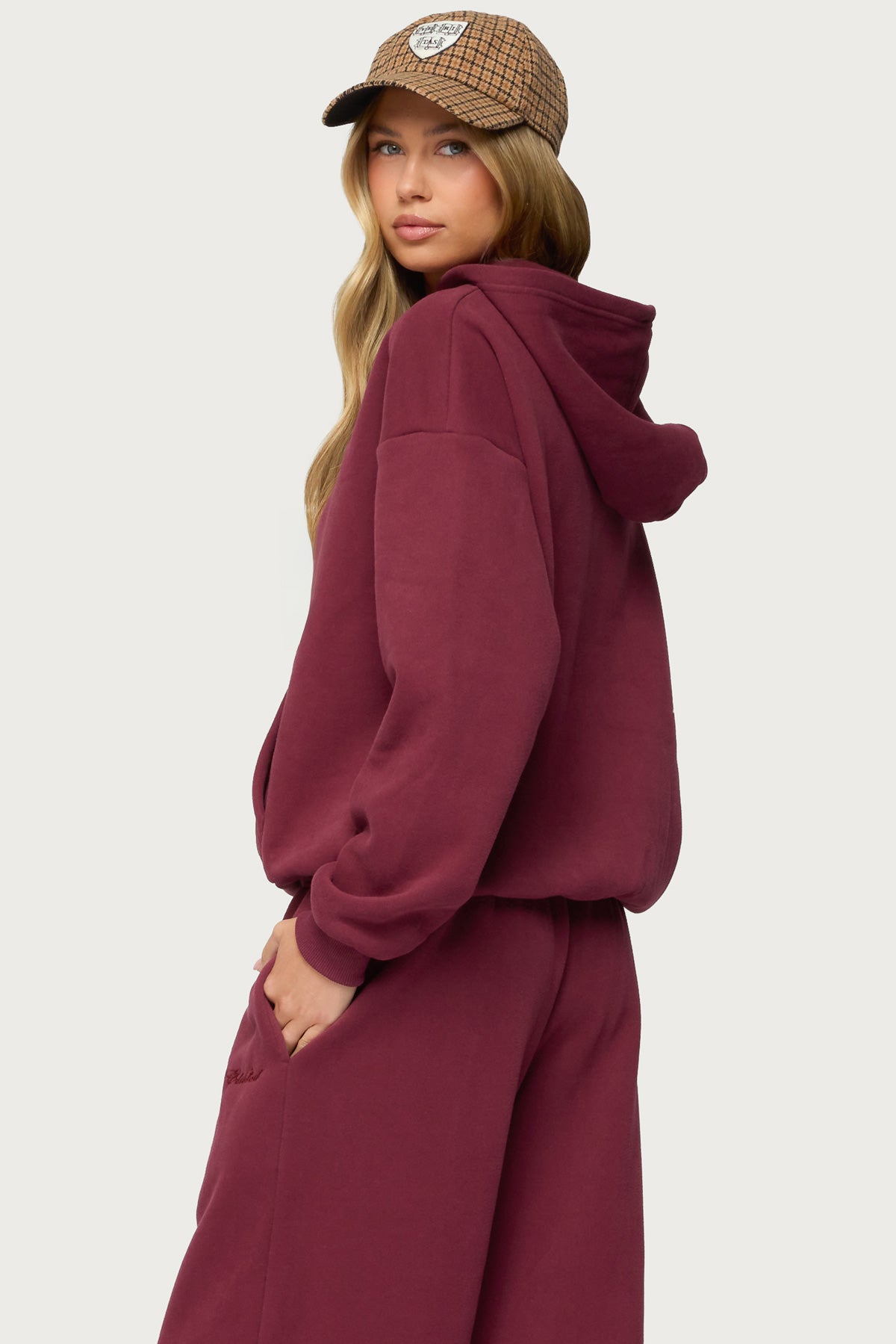 Basic Girl Oversized Edikted Hoodie - Image 5