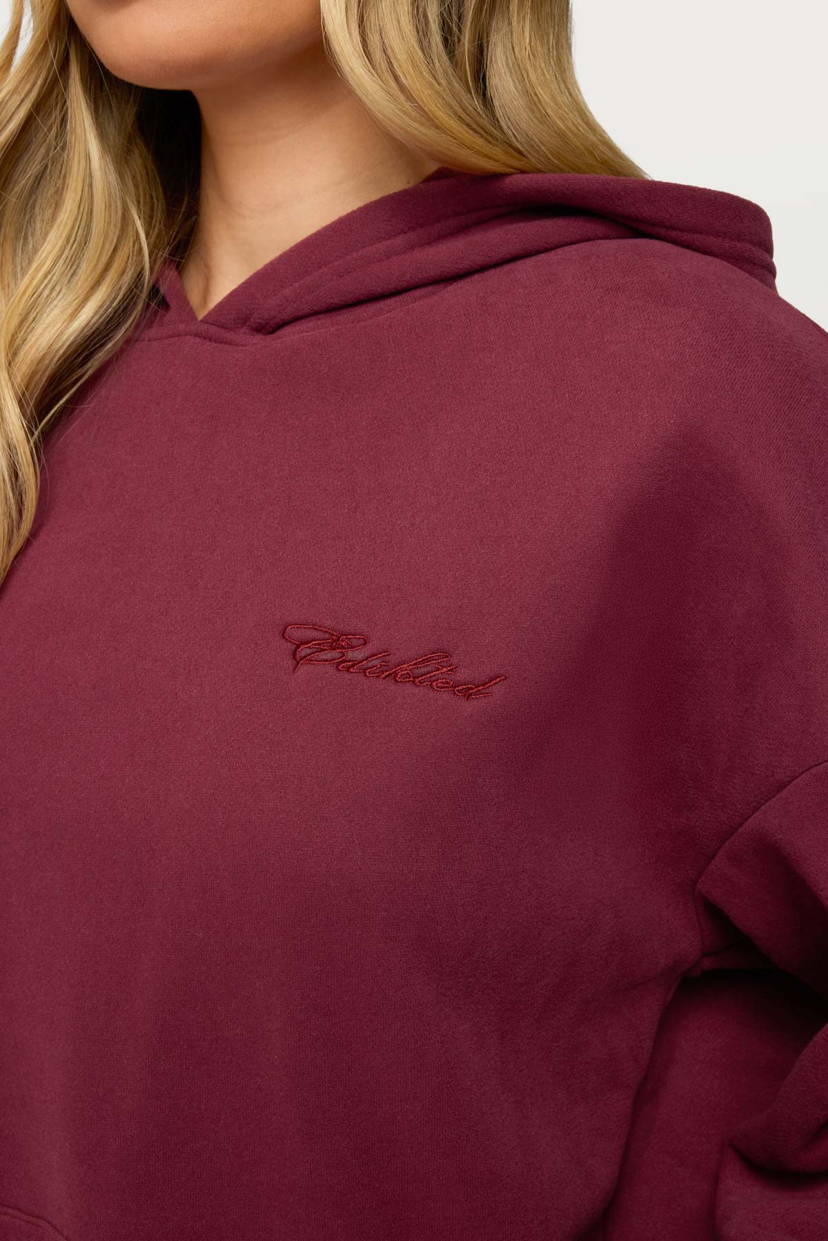 Basic Girl Oversized Edikted Hoodie - Image 3