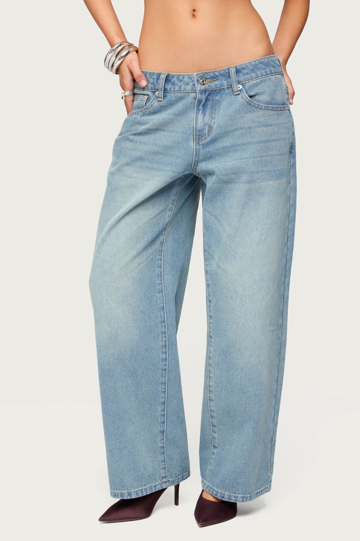 Petite Raelynn Washed Low Rise Baggy Jeans - Image 2