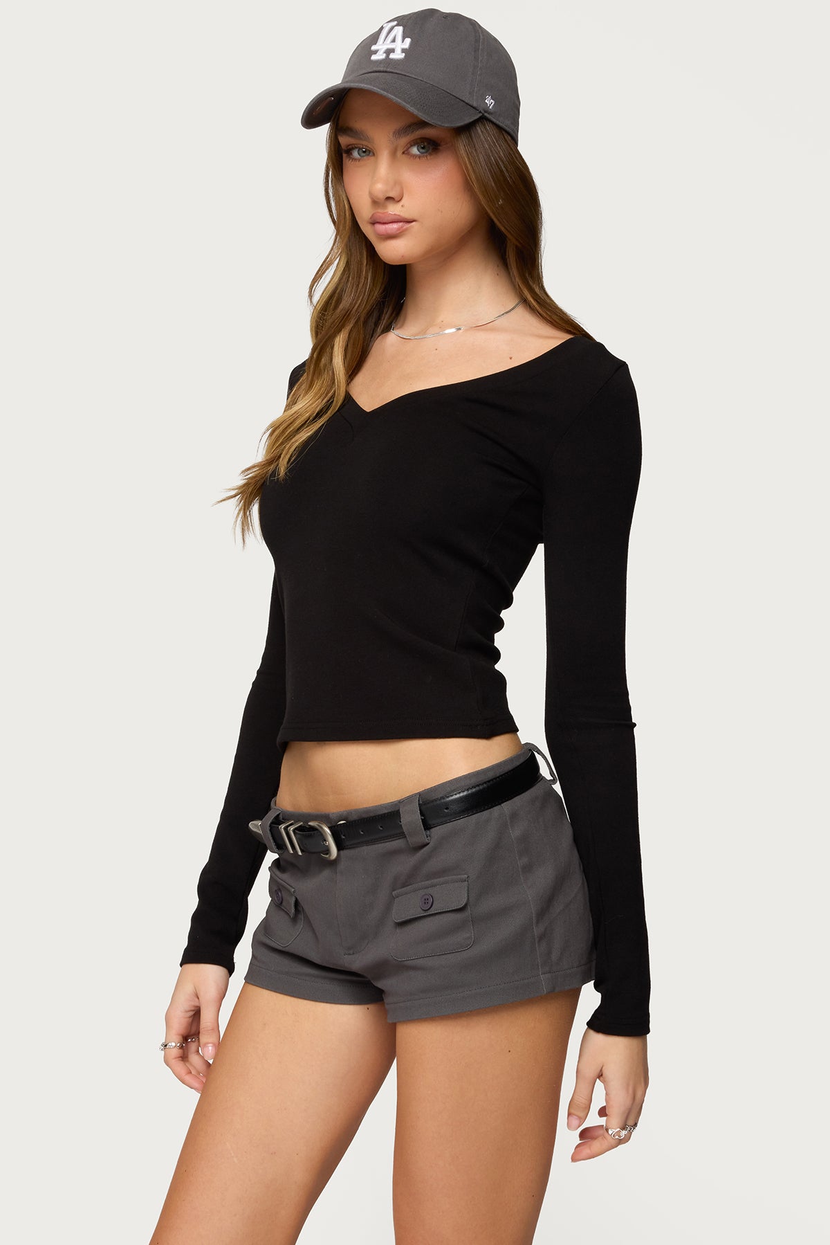 Larna V Neck Ribbed T Shirt - Image 3