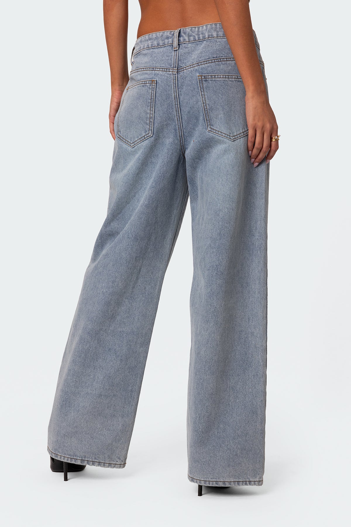 Wynn Low Rise Baggy Jeans - Image 4