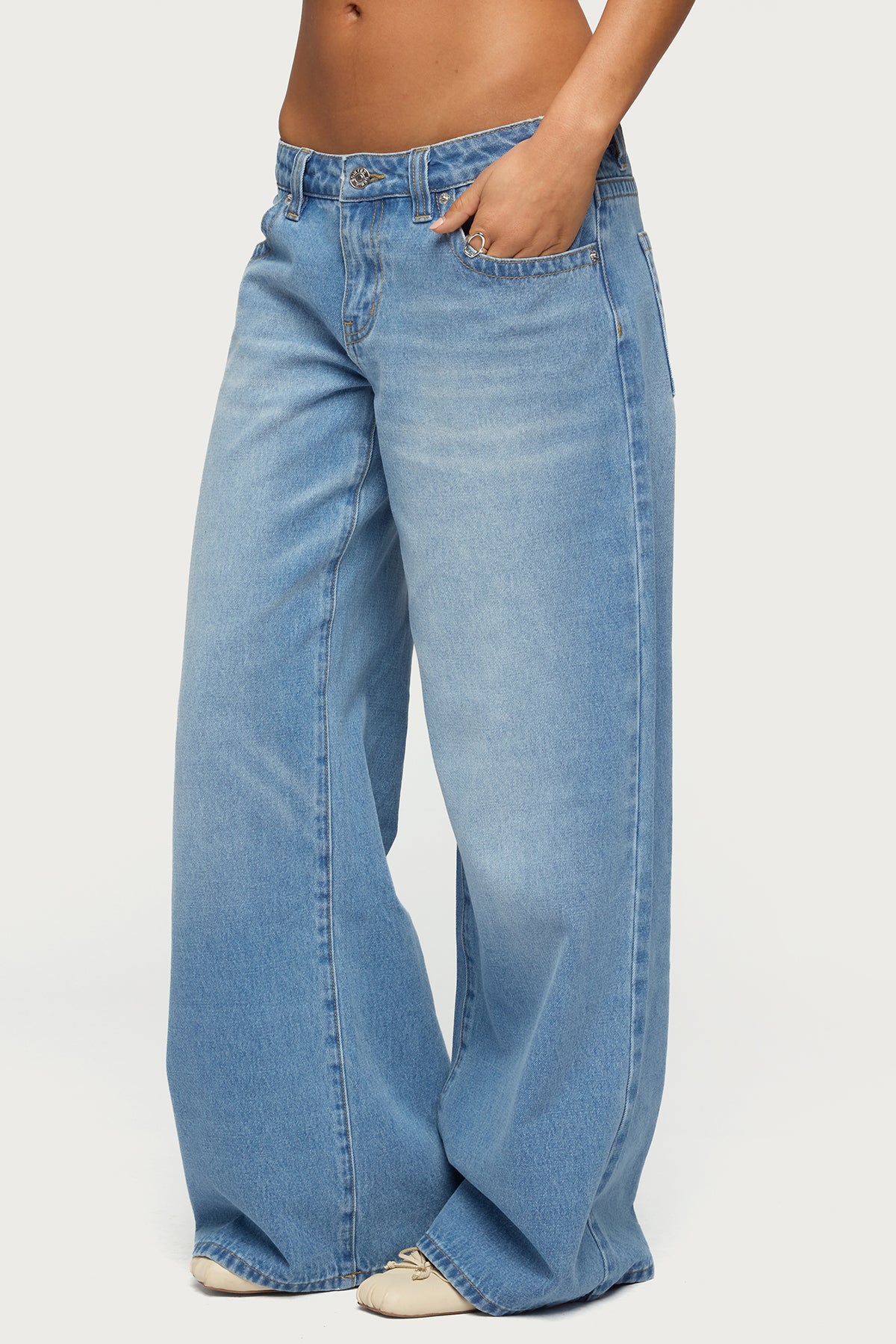 Raiyne Low Rise Wide Leg Jeans - Image 4