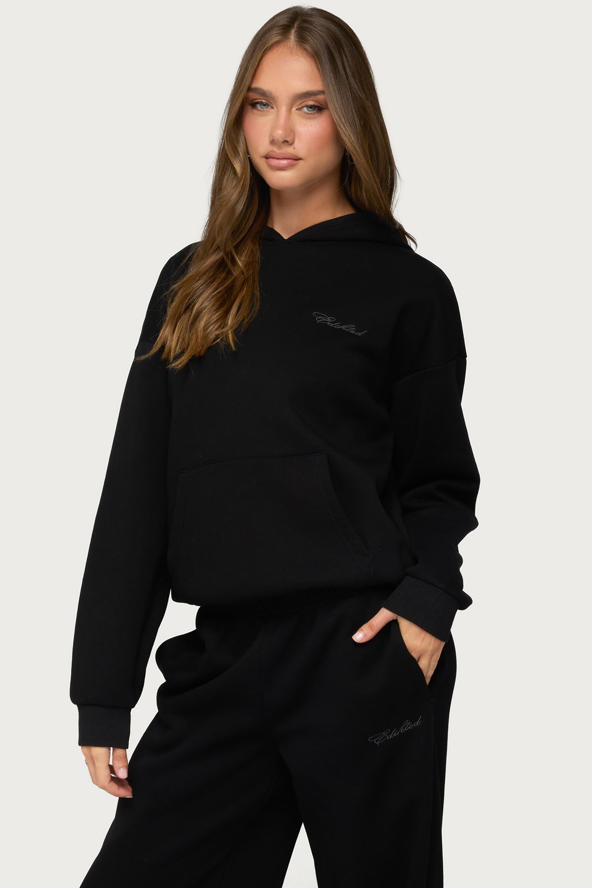 Basic Girl Oversized Edikted Hoodie - Image 4