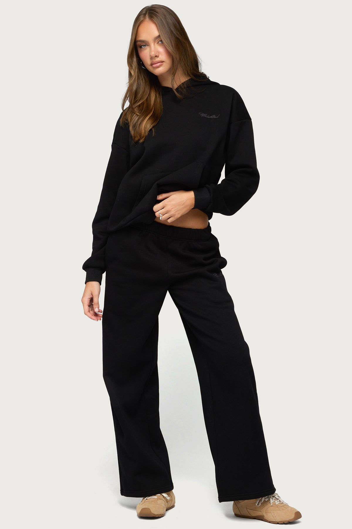 Basic Girl Oversized Edikted Hoodie - Image 5