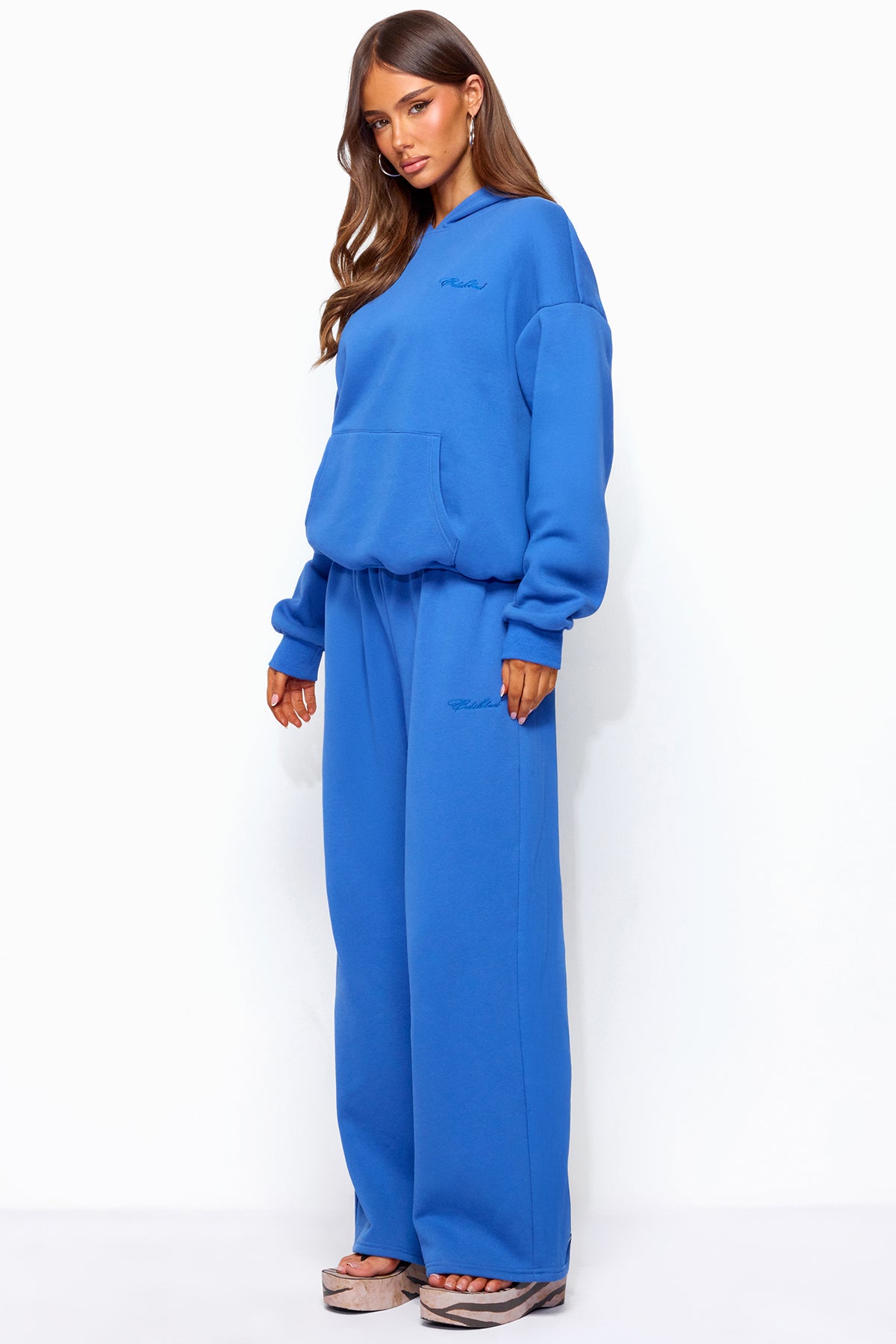 Basic Girl Oversized Edikted Hoodie - Image 5