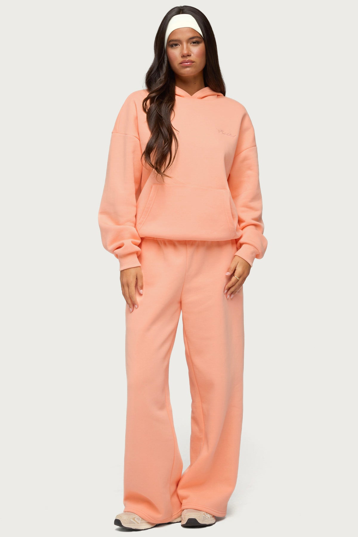 Basic Girl Oversized Edikted Hoodie - Image 4