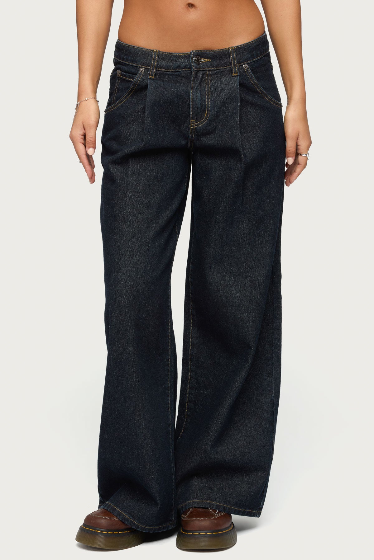 Pleated Low Rise Wide Leg Jeans - Image 2
